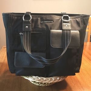 Liz Claiborne: shoulder bag w LARGE interior